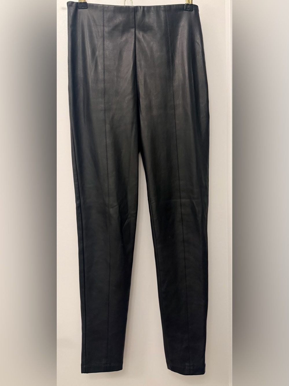 Ann Taylor Vegan Leather Skinny Pants with Side Zipper Size XS NWOT!